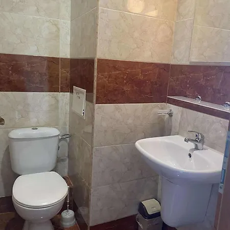 Апартаменты Family, Friendly 2 Bed